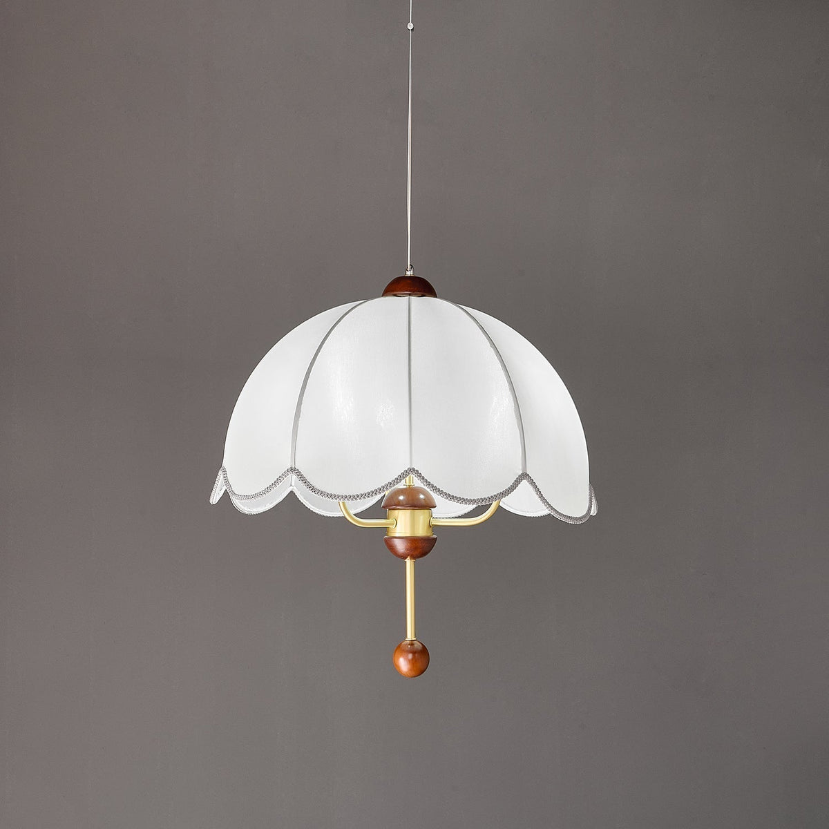 Varaeia Suspension Élégante en Tissu Fleuri et Bois - Neutralighting