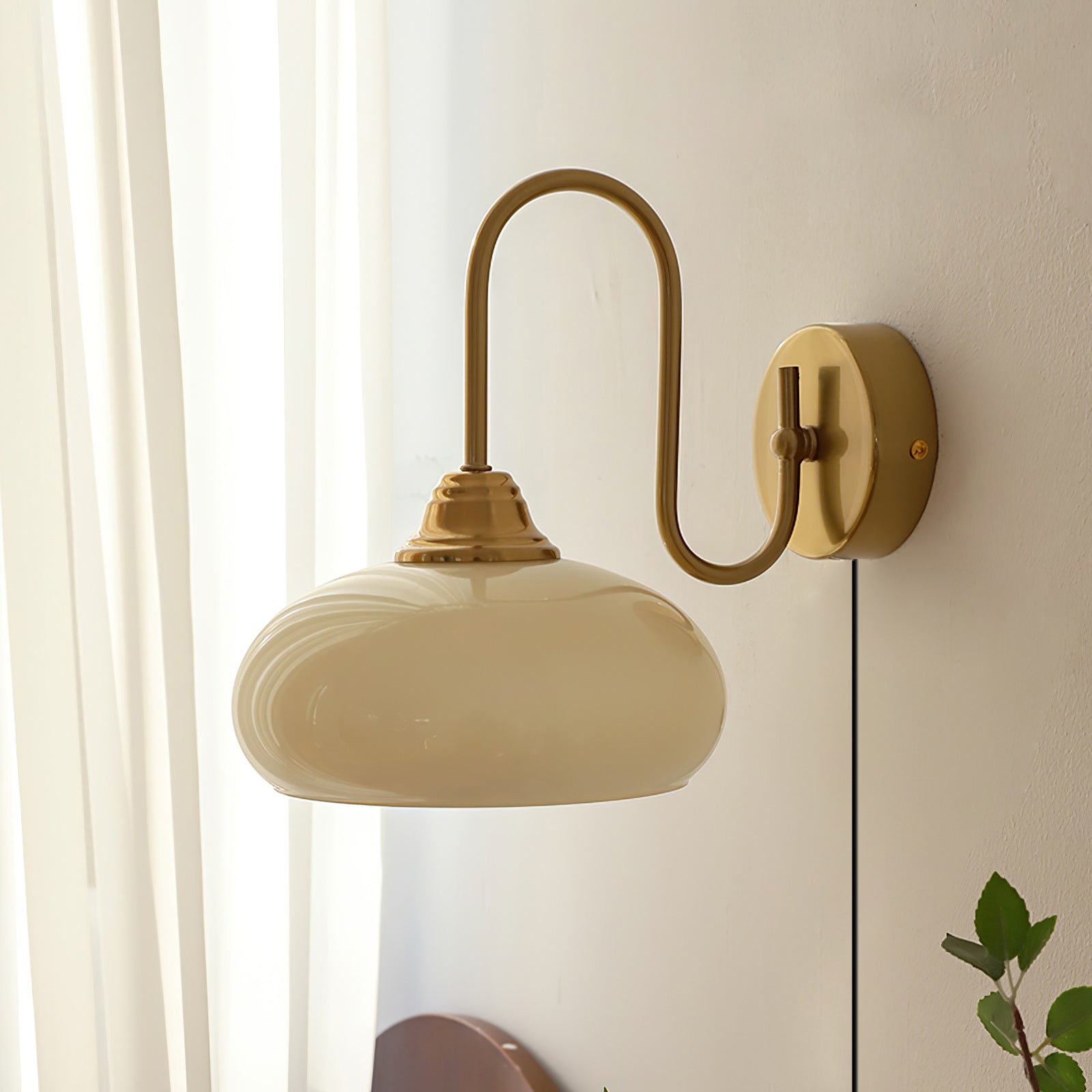 Ulsilia Applique Murale Nordique Haut de Gamme en Métal et Verre - Neutralighting