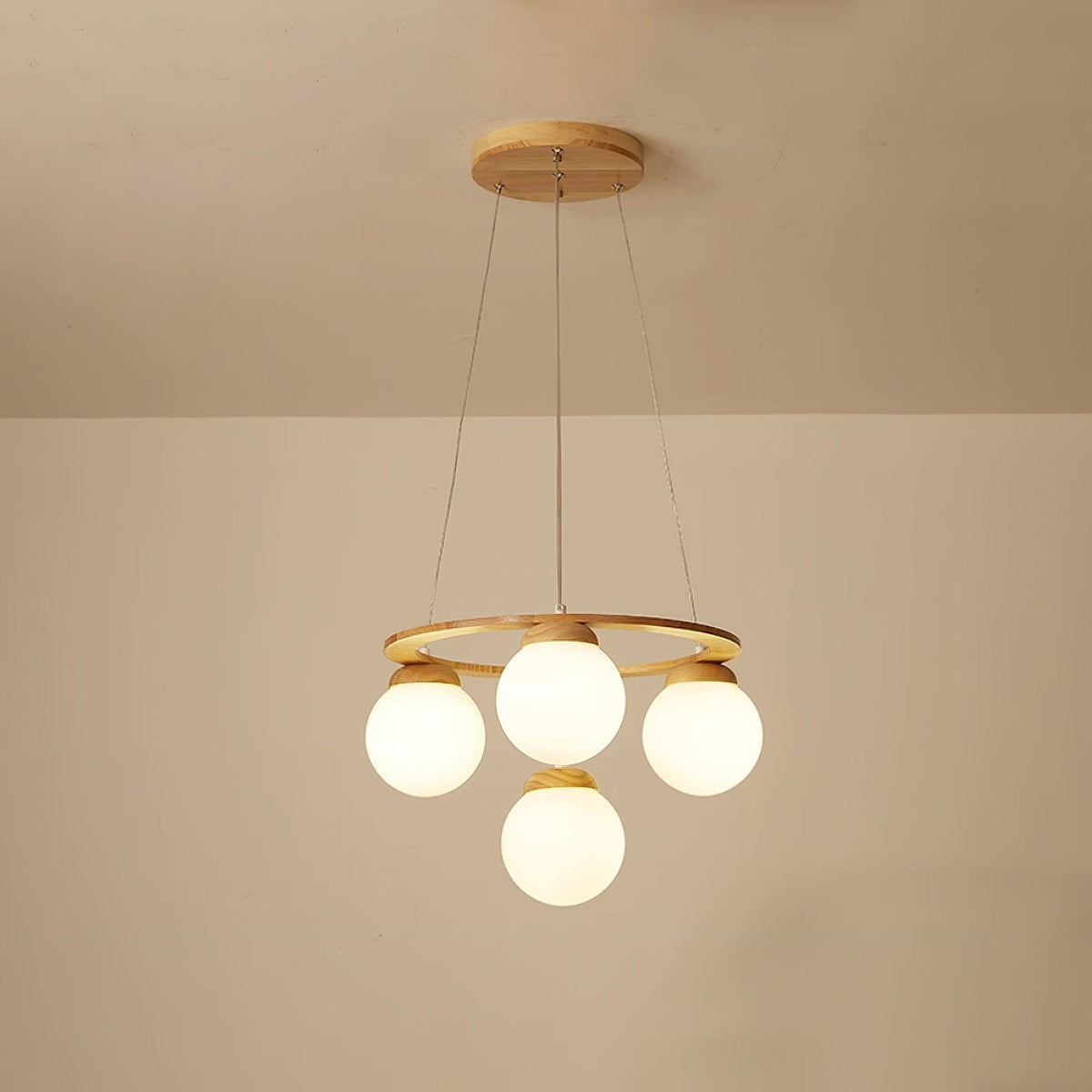 Lustra Lustre en Bois avec Anneau et Globes - Neutralighting