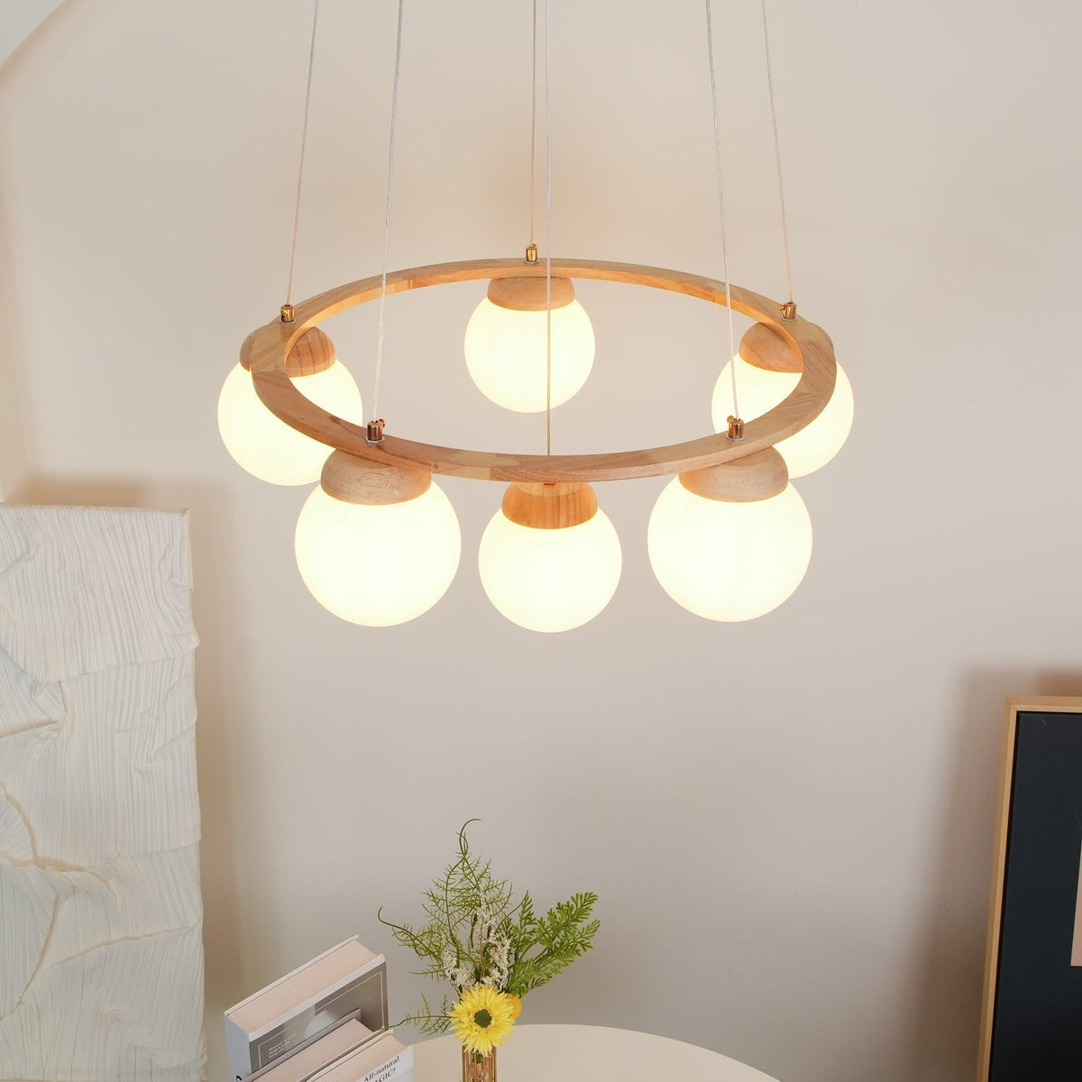 Lustra Lustre en Bois avec Anneau et Globes - Neutralighting