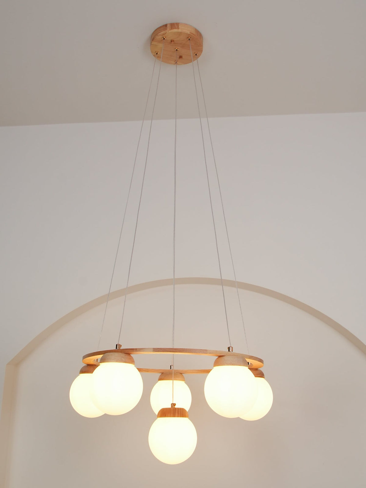 Lustra Lustre en Bois avec Anneau et Globes - Neutralighting