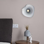 Arisha Applique Murale Fleur Moderne, Métal/Verre, Gris/Bleu, Salon - Neutralighting