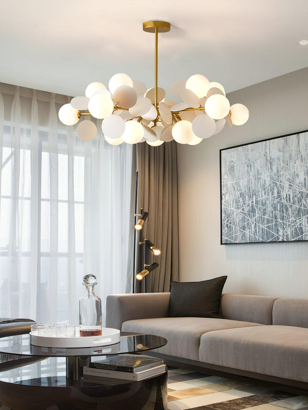 Lustra Chandelier Arbre Blanc Cassé à Huit Abat-jours Ouverts - Neutralighting