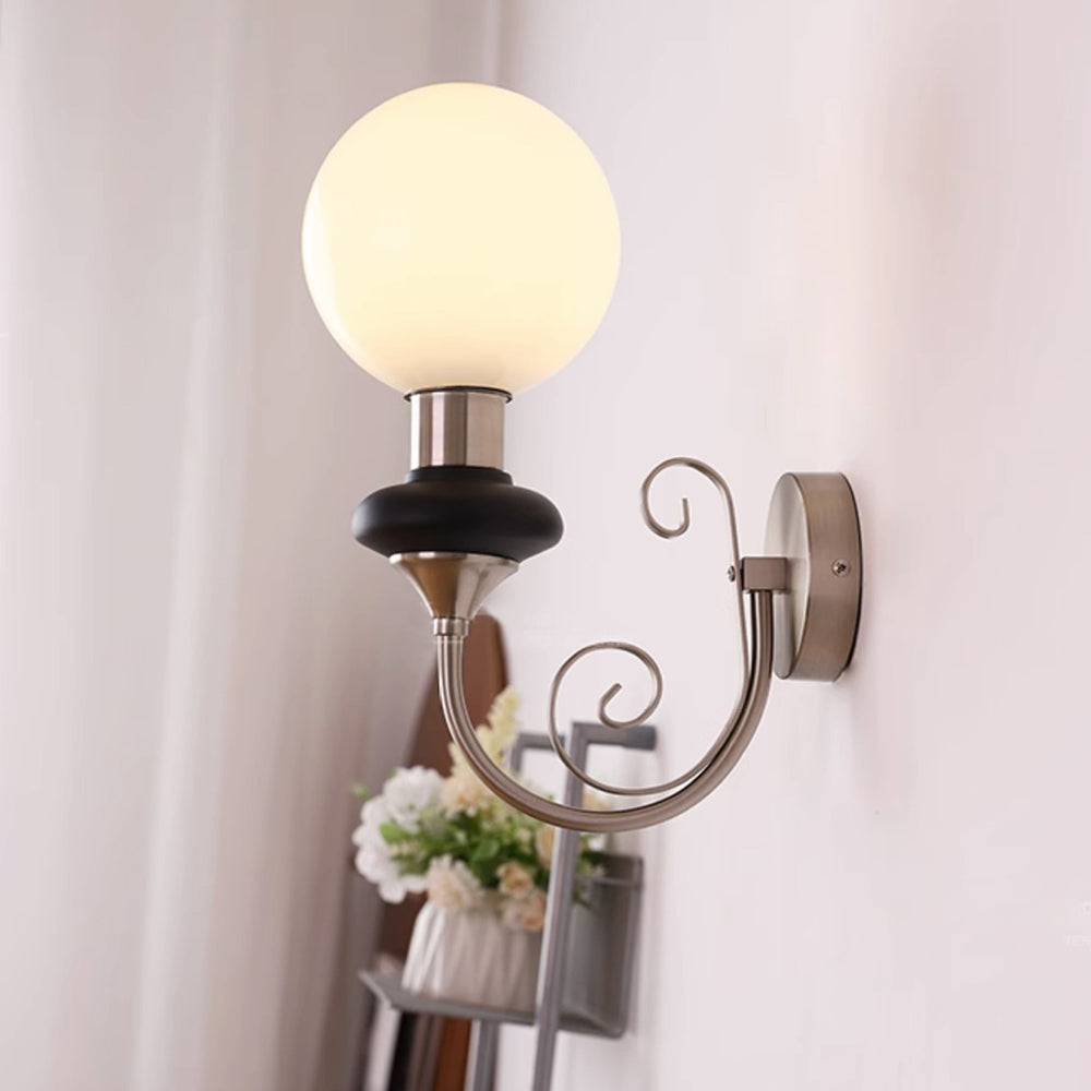 Valentina Vintage Métal Verre Applique Morale Chambre à Coucher Salon - Neutralighting