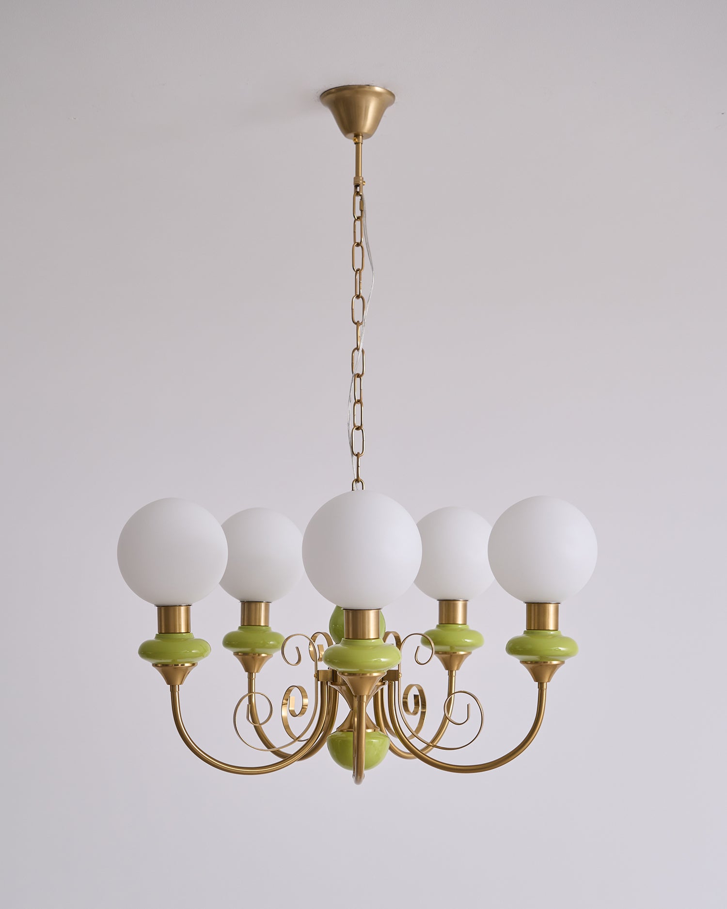 Lustra Chandelier Abat-jours Verts Bras Courbés en Or - Neutralighting