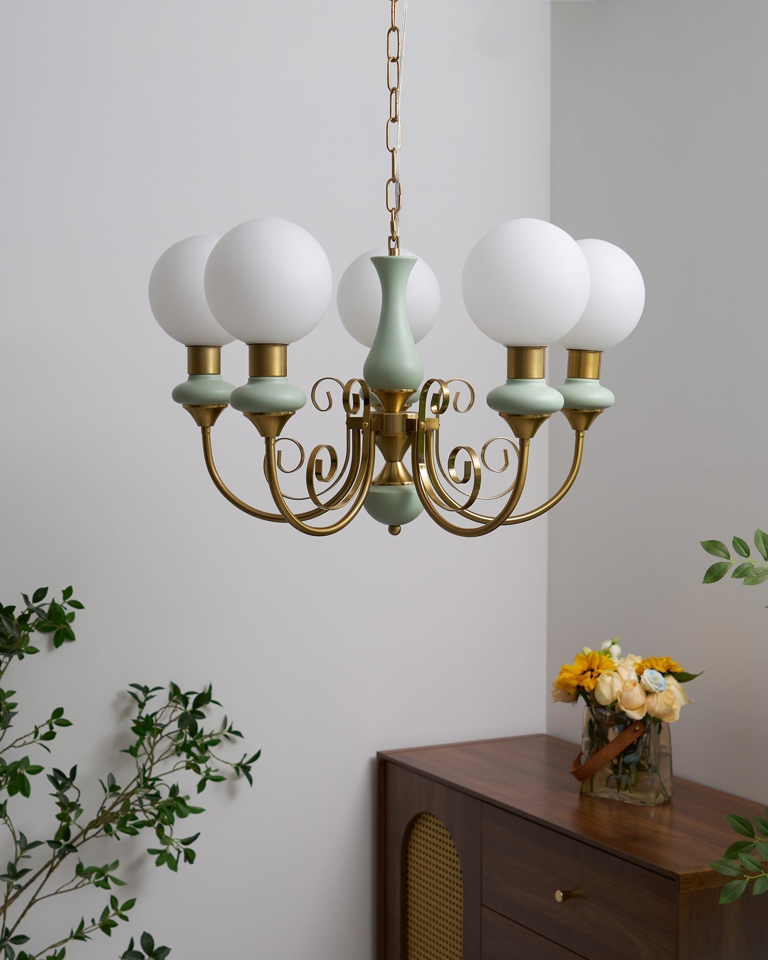 Lustra Chandelier Abat-jours Verts Bras Courbés en Or - Neutralighting