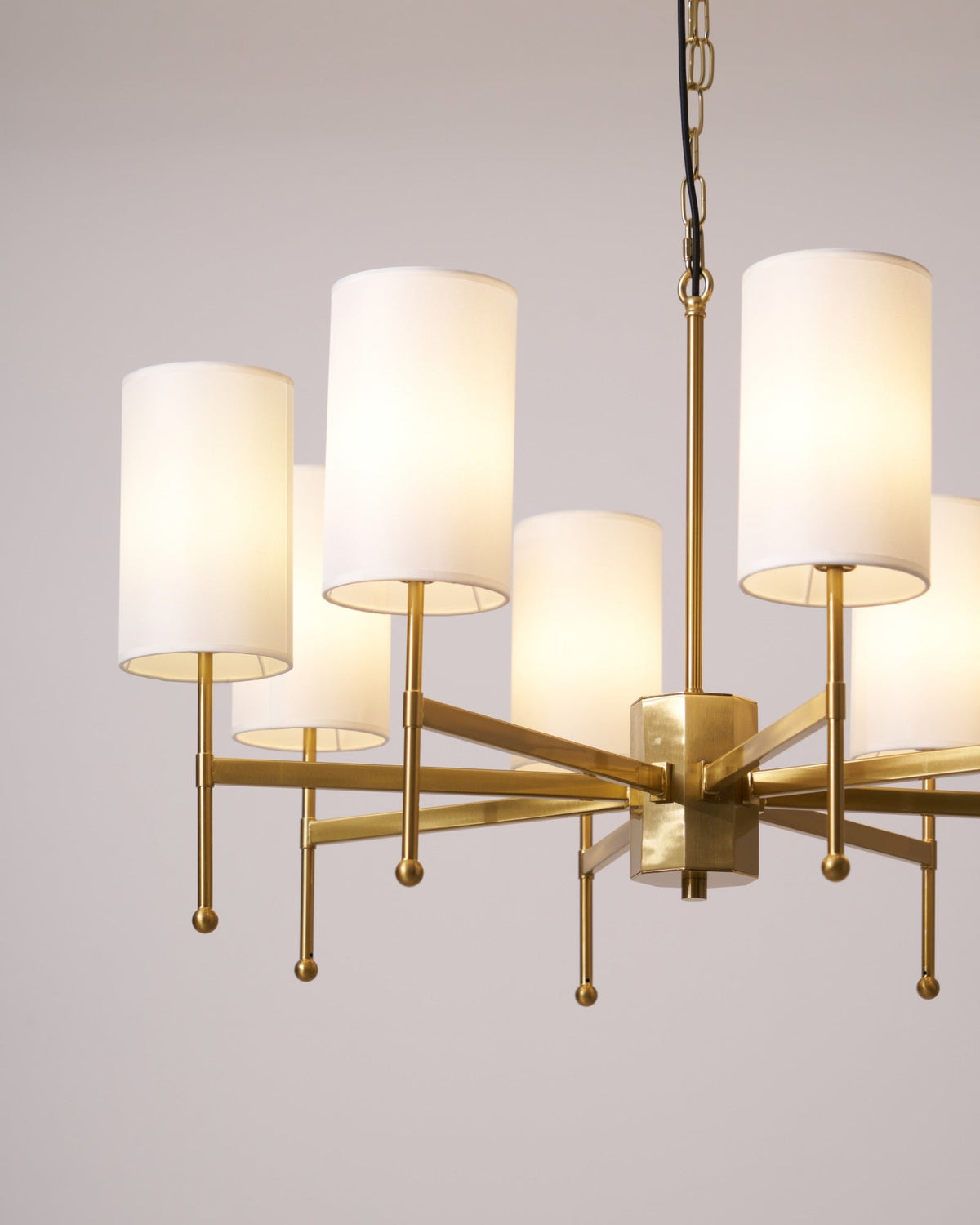 Ulcarisra Chandelier en Tissu Vintage en Laiton - Neutralighting