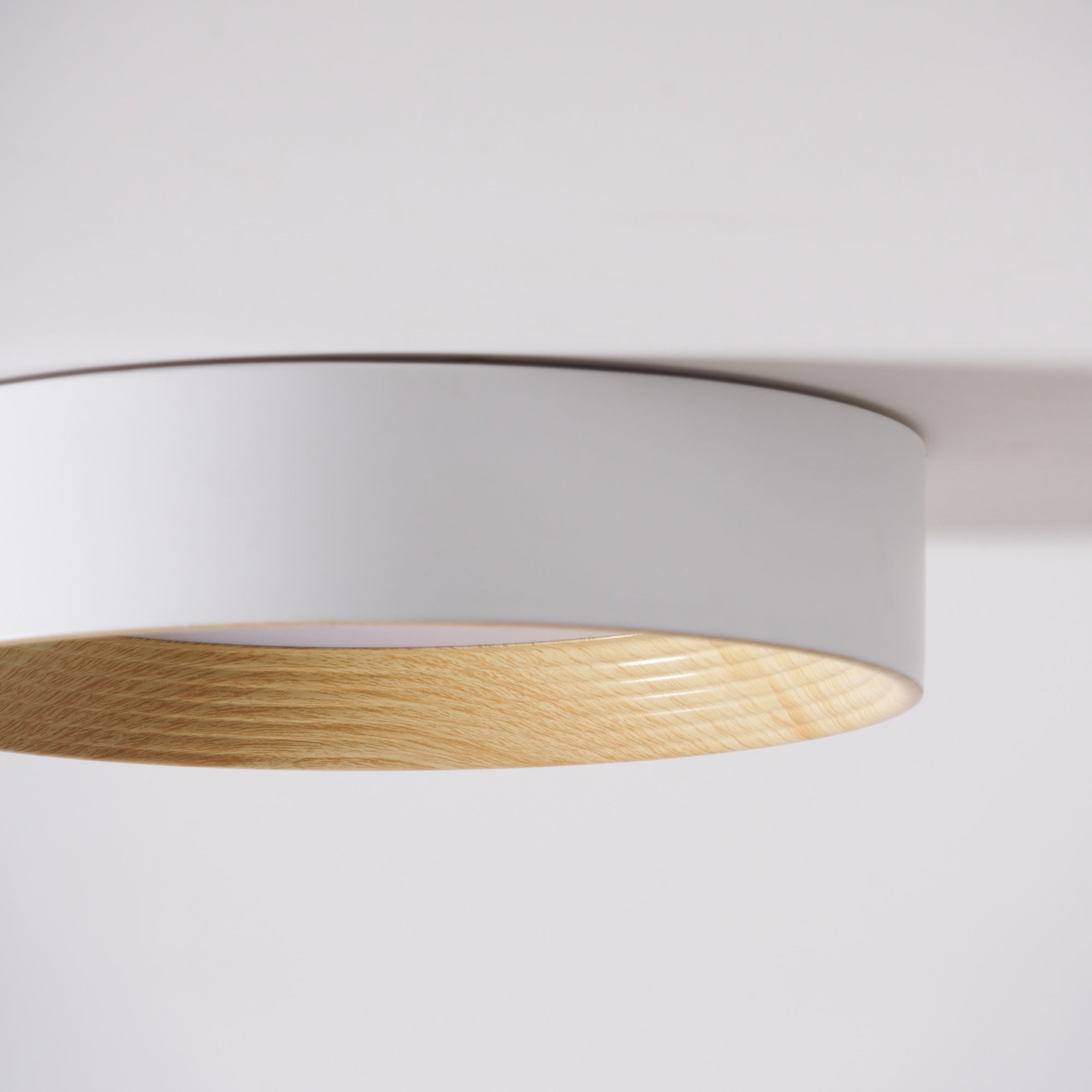 Solara Plafonnier Bois Anneau Minimaliste Réglable - Neutralighting