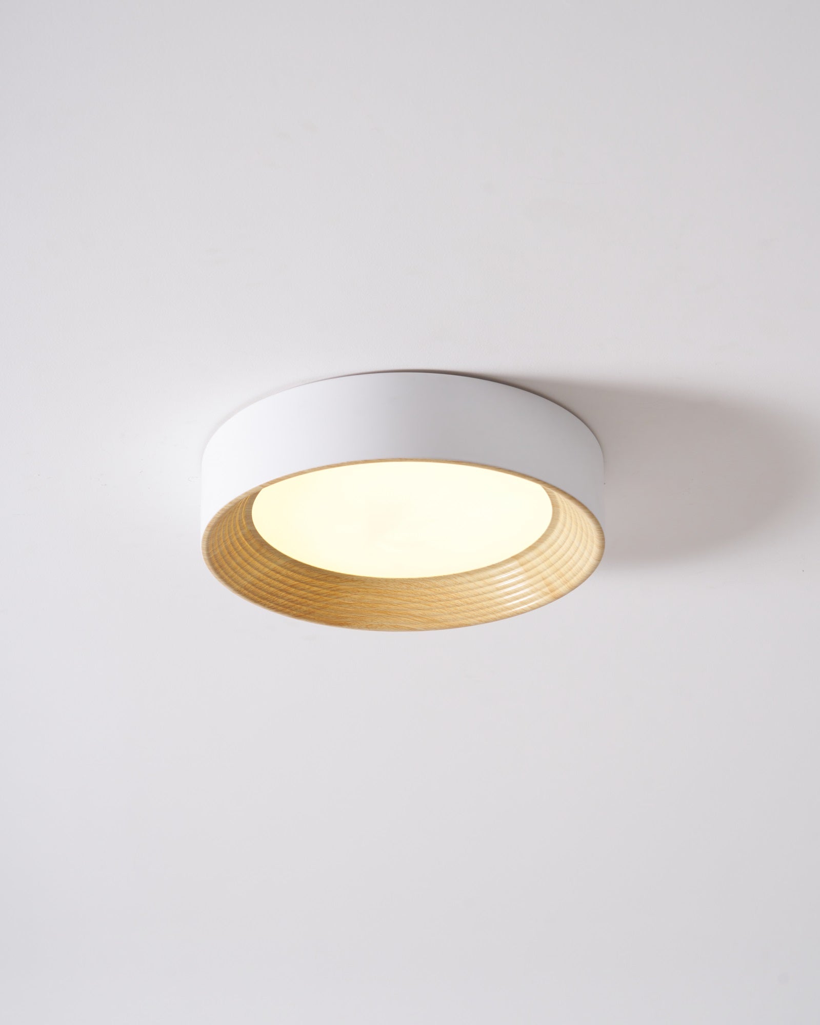 Solara Plafonnier Bois Anneau Minimaliste Réglable - Neutralighting
