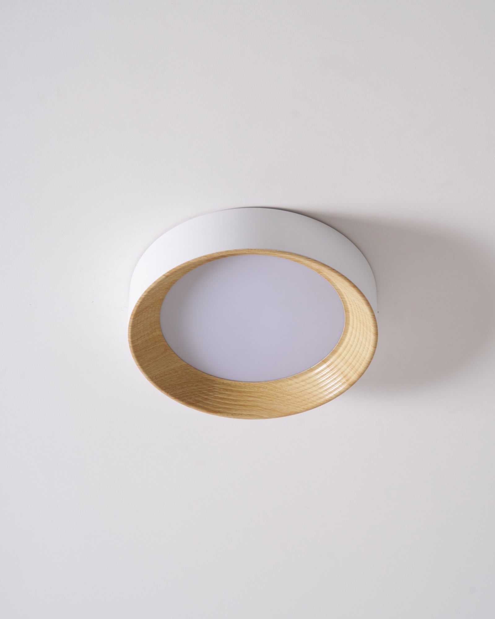 Solara Plafonnier Bois Anneau Minimaliste Réglable - Neutralighting