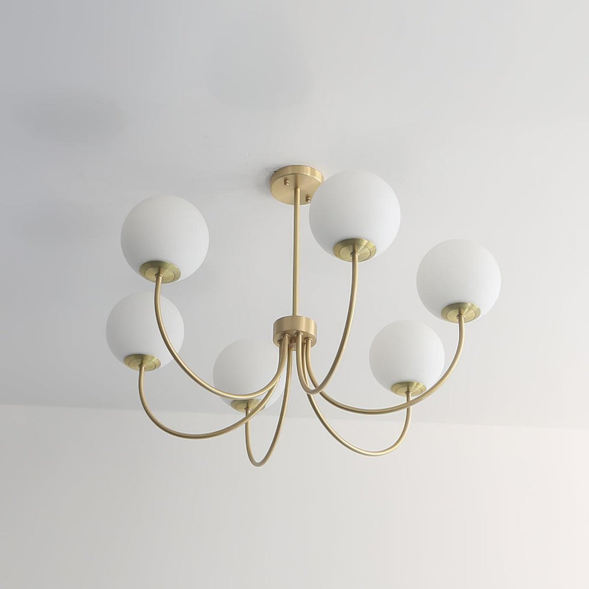 Lustra Chandelier Orillia Brass Globe Modern - Neutralighting