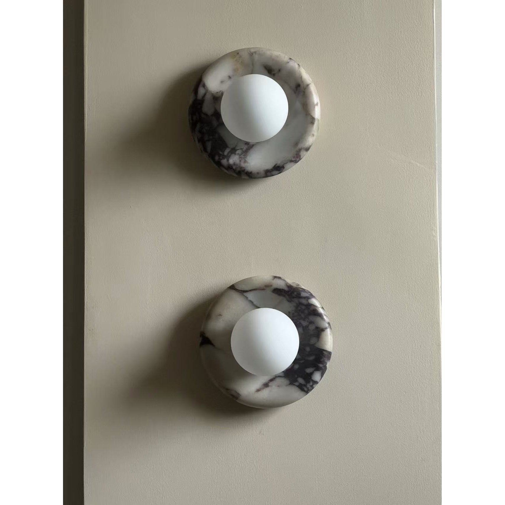 Zoraean Applique Murale Marbre Blanc Élégance Premium - Neutralighting