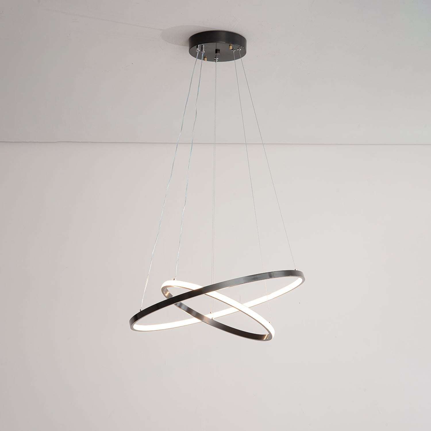 Arthaila Chandelier Anneaux Modernes Minimalistes en Laiton - Neutralighting