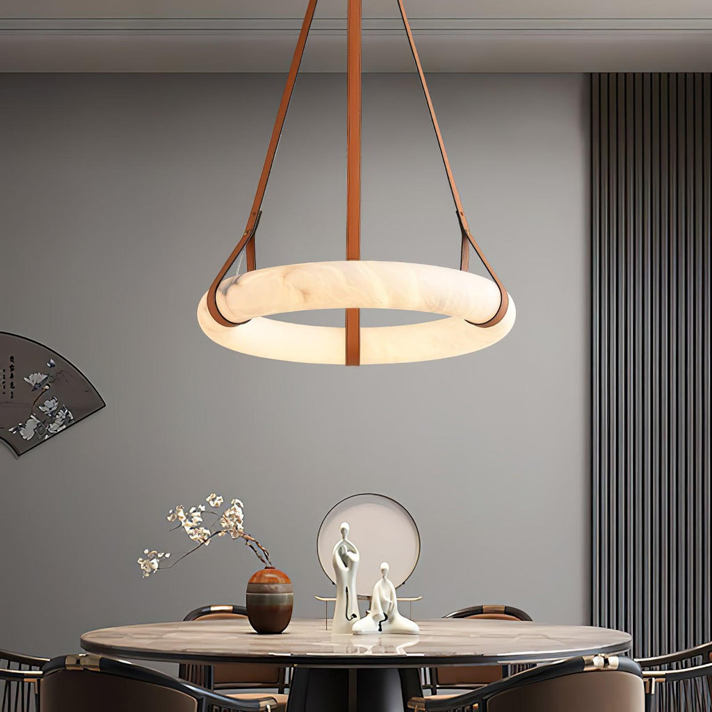 Luste Chandeliers en Albâtre Anneau Sangle en Cuir Version A - Neutralighting