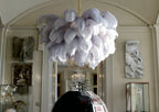 Lustra Chandelier Plume d'Autruche Grand Pied en Laiton - Neutralighting