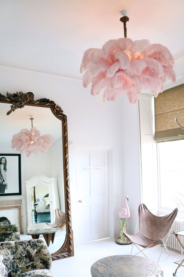 Lustra Chandelier Plume d'Autruche Grand Pied en Laiton - Neutralighting
