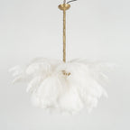 Lustra Chandelier Plume d'Autruche Grand Pied en Laiton - Neutralighting
