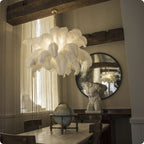 Lustra Chandelier Plume d'Autruche Grand Pied en Laiton - Neutralighting