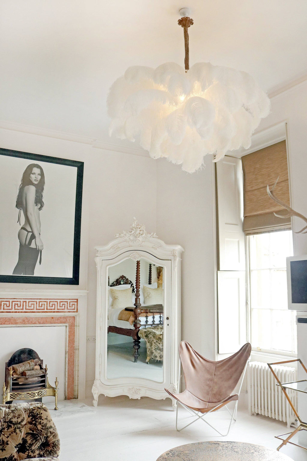 Lustra Chandelier Plume d'Autruche Grand Pied en Laiton - Neutralighting