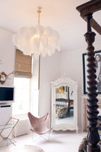 Lustra Chandelier Plume d'Autruche Grand Pied en Laiton - Neutralighting