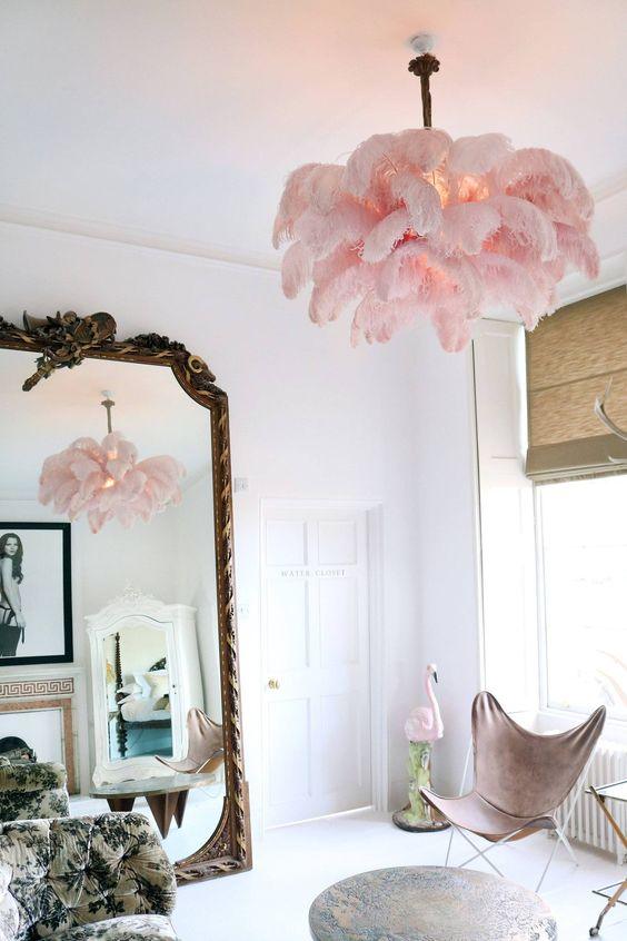 Lustra Chandelier Plume d'Autruche Grand Pied en Laiton - Neutralighting