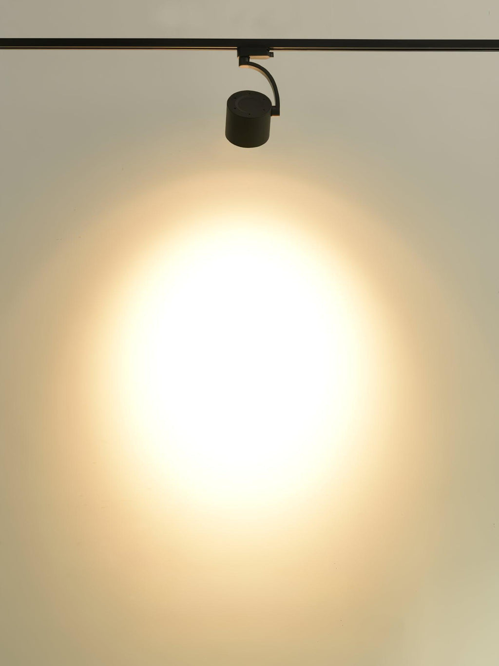 Focus Plafonnier en Aluminium Élégant - Neutralighting