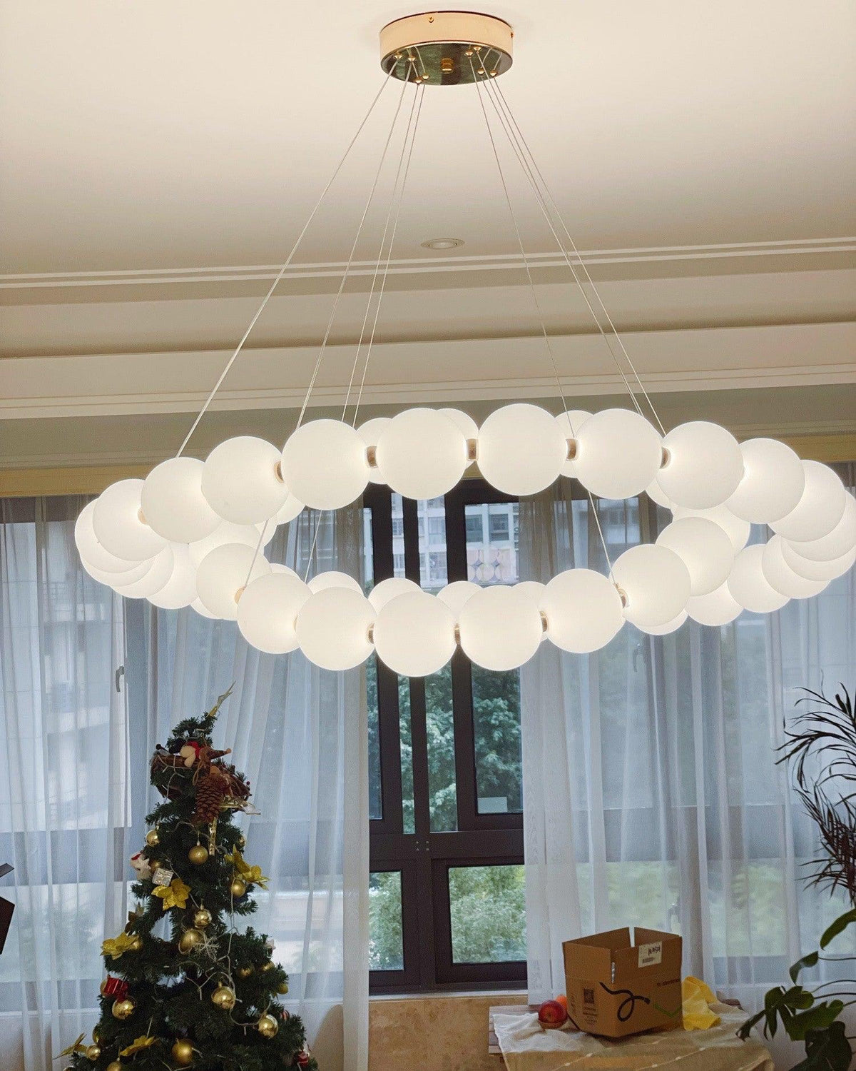 Petal Chandelier Collier de Perles Luxueux - Neutralighting