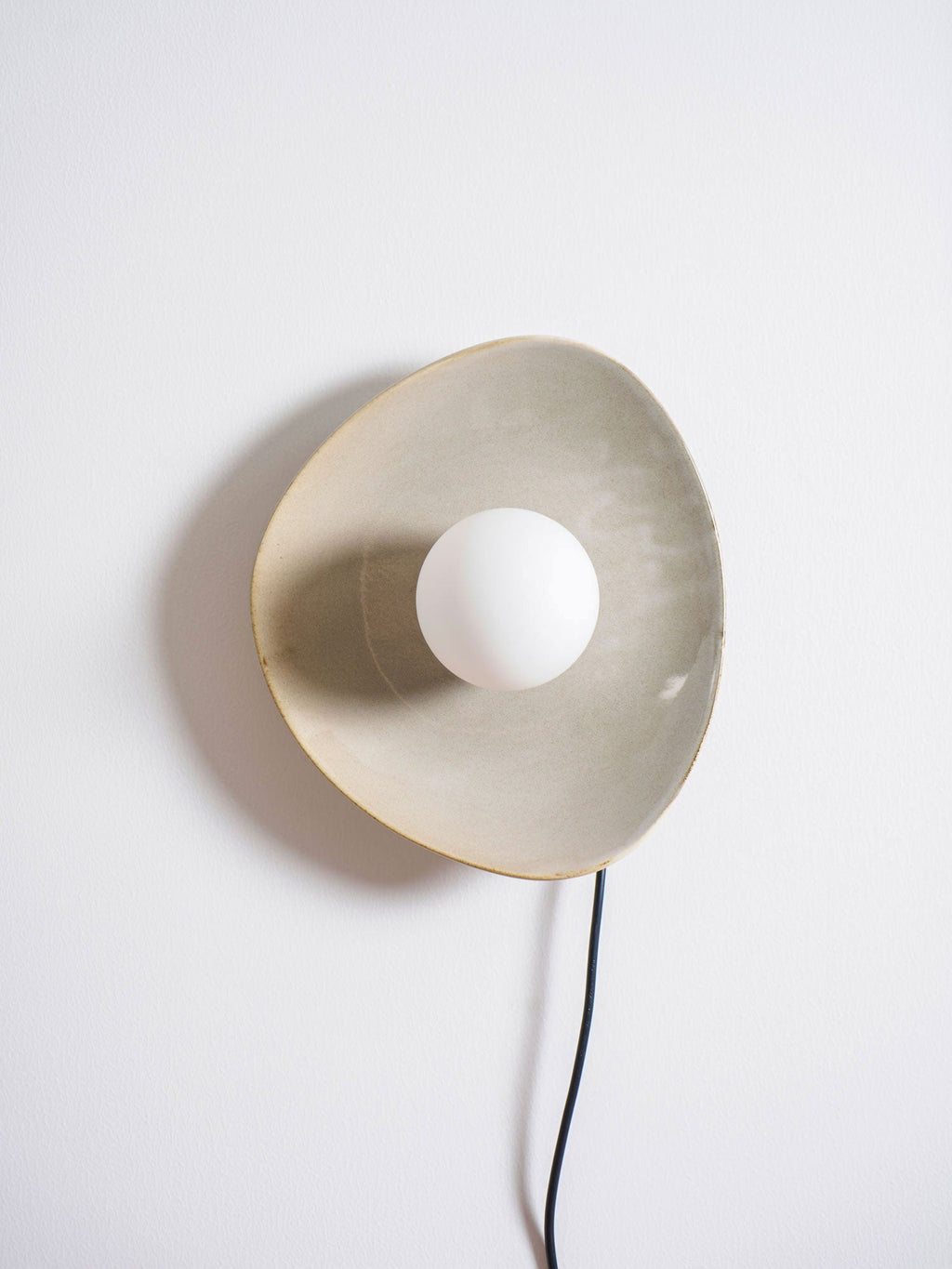 Nancy Pebble Disc Plug-in Ceramics Glass Wall Light - Neutralighting