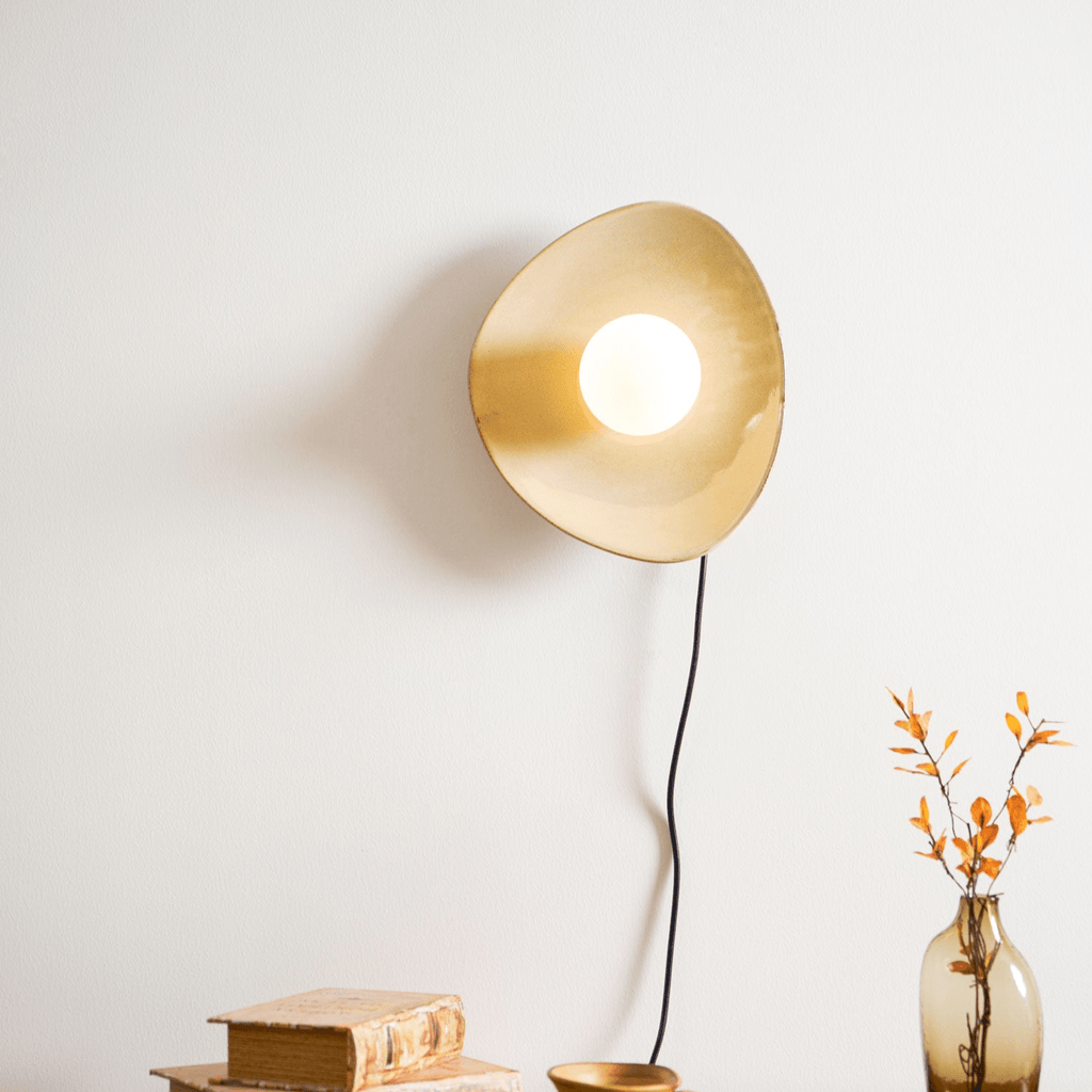 Nancy Pebble Disc Plug-in Ceramics Glass Wall Light - Neutralighting