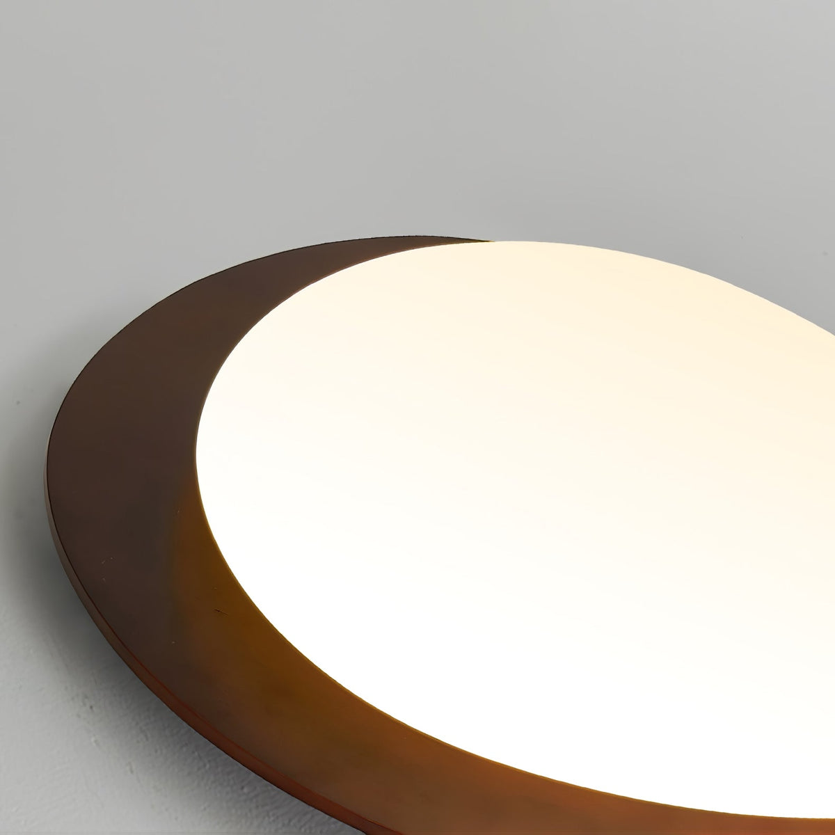 Lustra Ceiling Light Wooden Walnut Pebble - Neutralighting