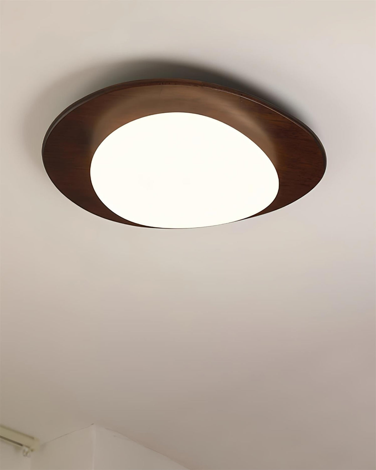 Lustra Ceiling Light Wooden Walnut Pebble - Neutralighting