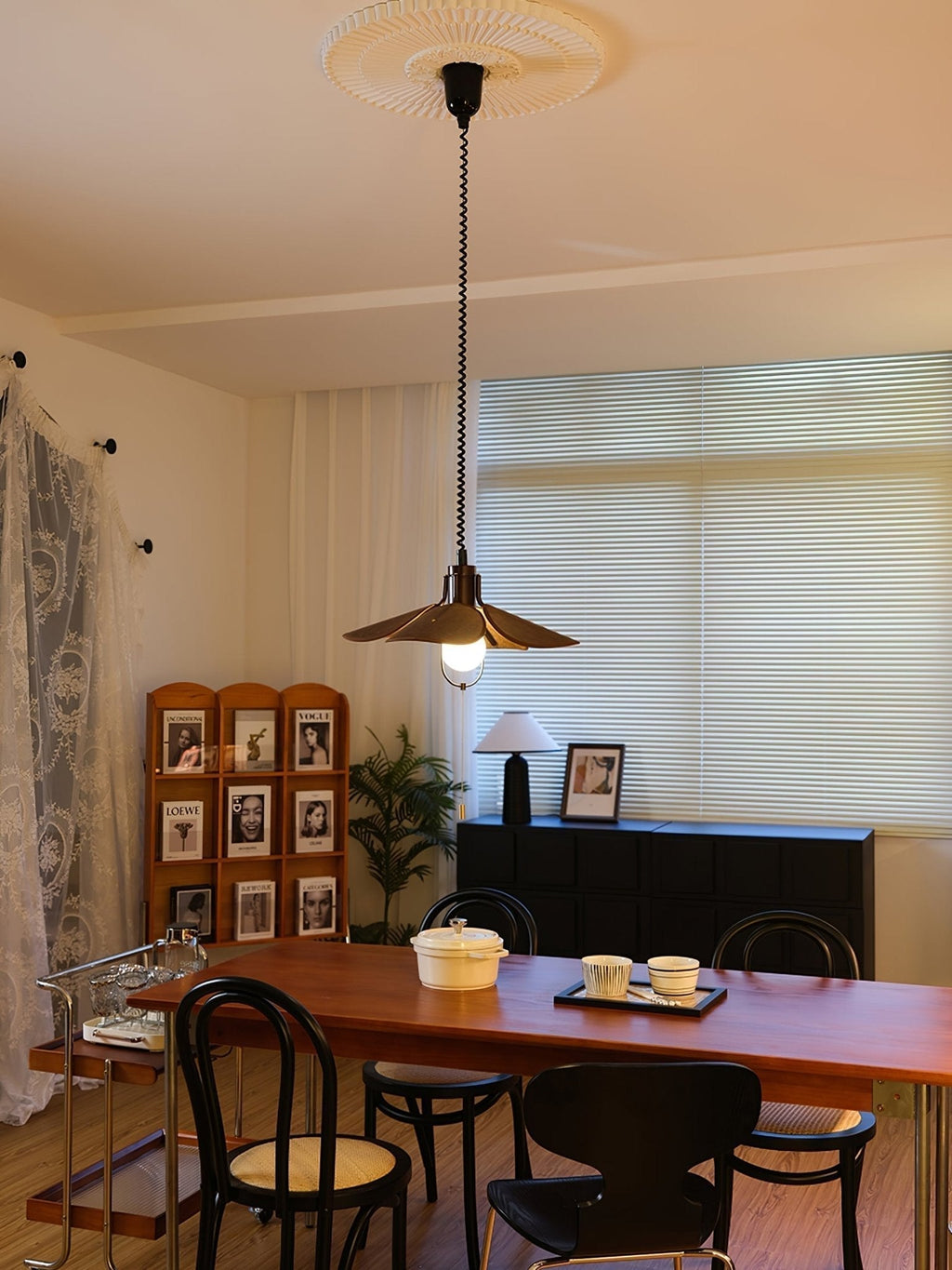 Utalion Traditionnel Pétale Floraison Bois Tissu Pendentif Lumière - Neutralighting