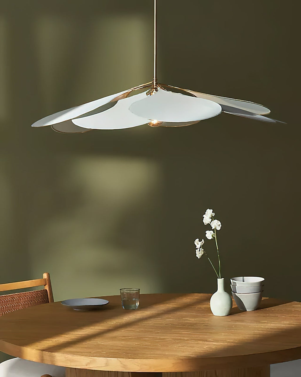 Zephyian Fabric Floral Pendant Lamp - Neutralighting