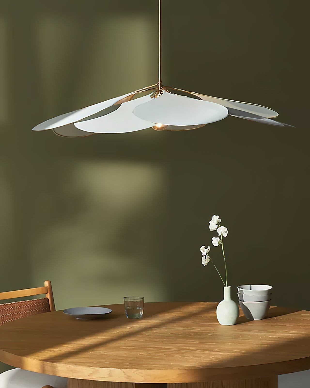 Zephyian Fabric Floral Pendant Lamp - Neutralighting