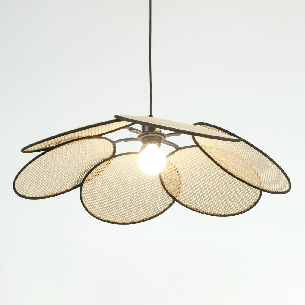 Vemarora Premium Élégance Pétales Rotin Tissu Pendentif Lampe - Neutralighting