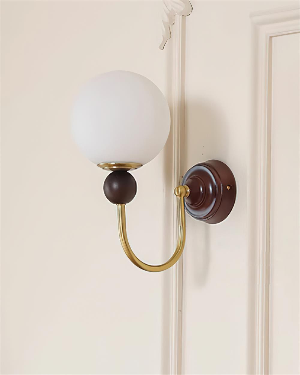 Pittock Applique Murale Globe - Neutralighting