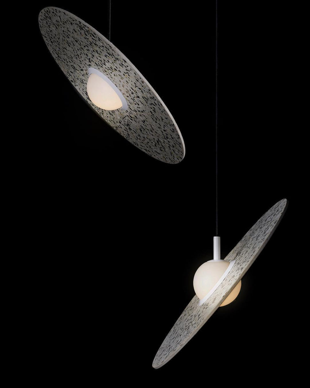 Lustra Suspension Planet pour Salon - Neutralighting