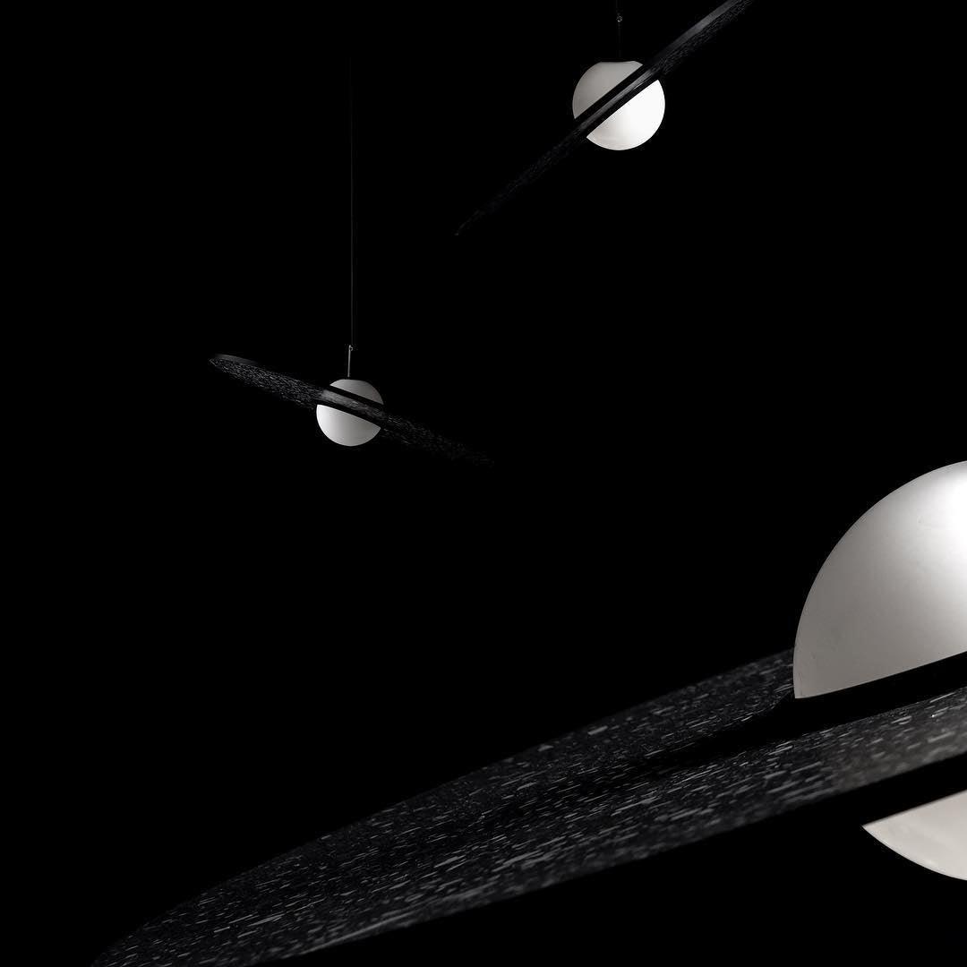 Lustra Suspension Planet pour Salon - Neutralighting
