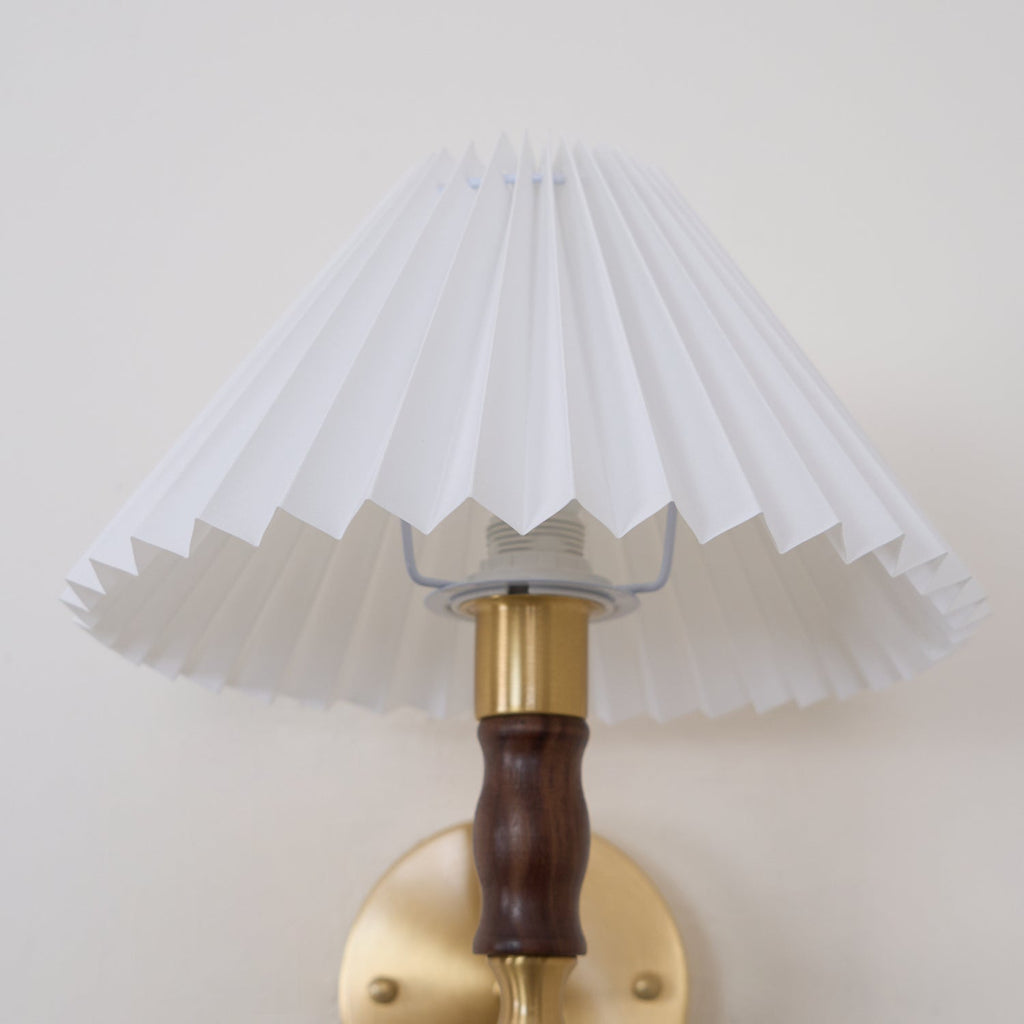 Ernest Applique Murale Vintage Industrielle En Tissu Plissé Et Noyer - Neutralighting