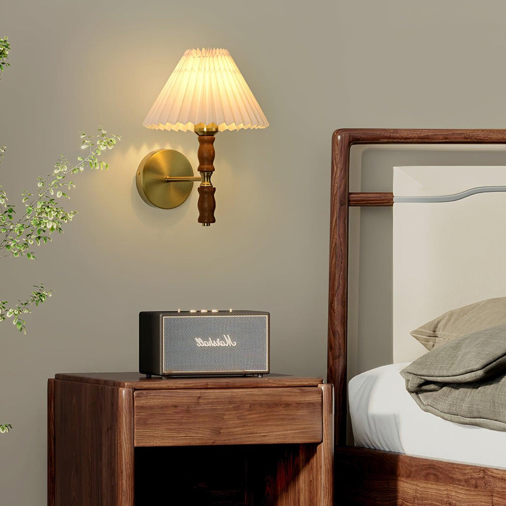 Ernest Applique Murale Vintage Industrielle En Tissu Plissé Et Noyer - Neutralighting