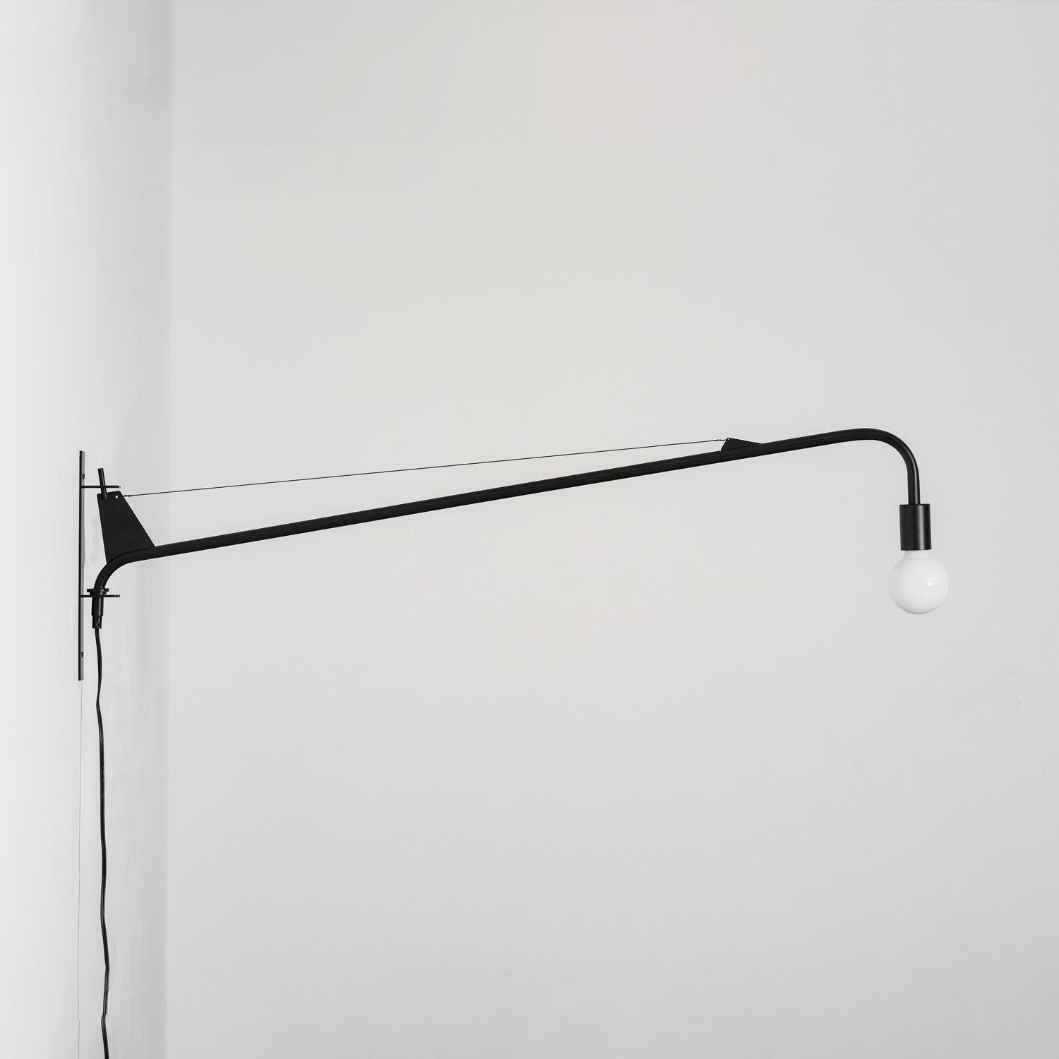 Applique Murale Bras Long Minimaliste Style Réglable - Neutralighting