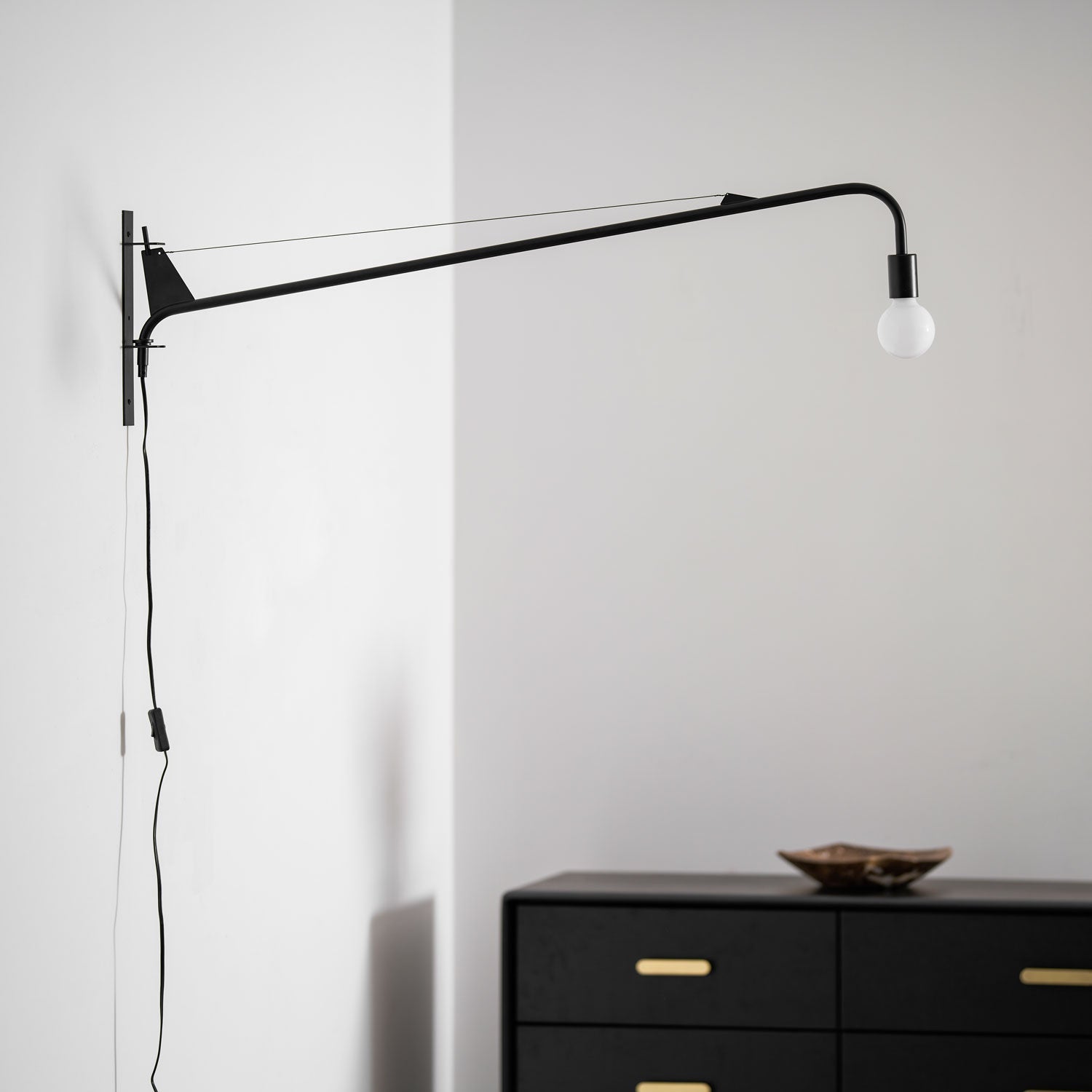 Applique Murale Bras Long Minimaliste Style Réglable - Neutralighting