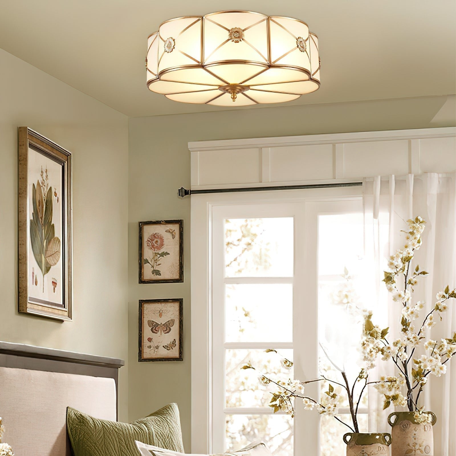 Solara Plafonnier Laiton Coquille Dépoli Classique - Neutralighting