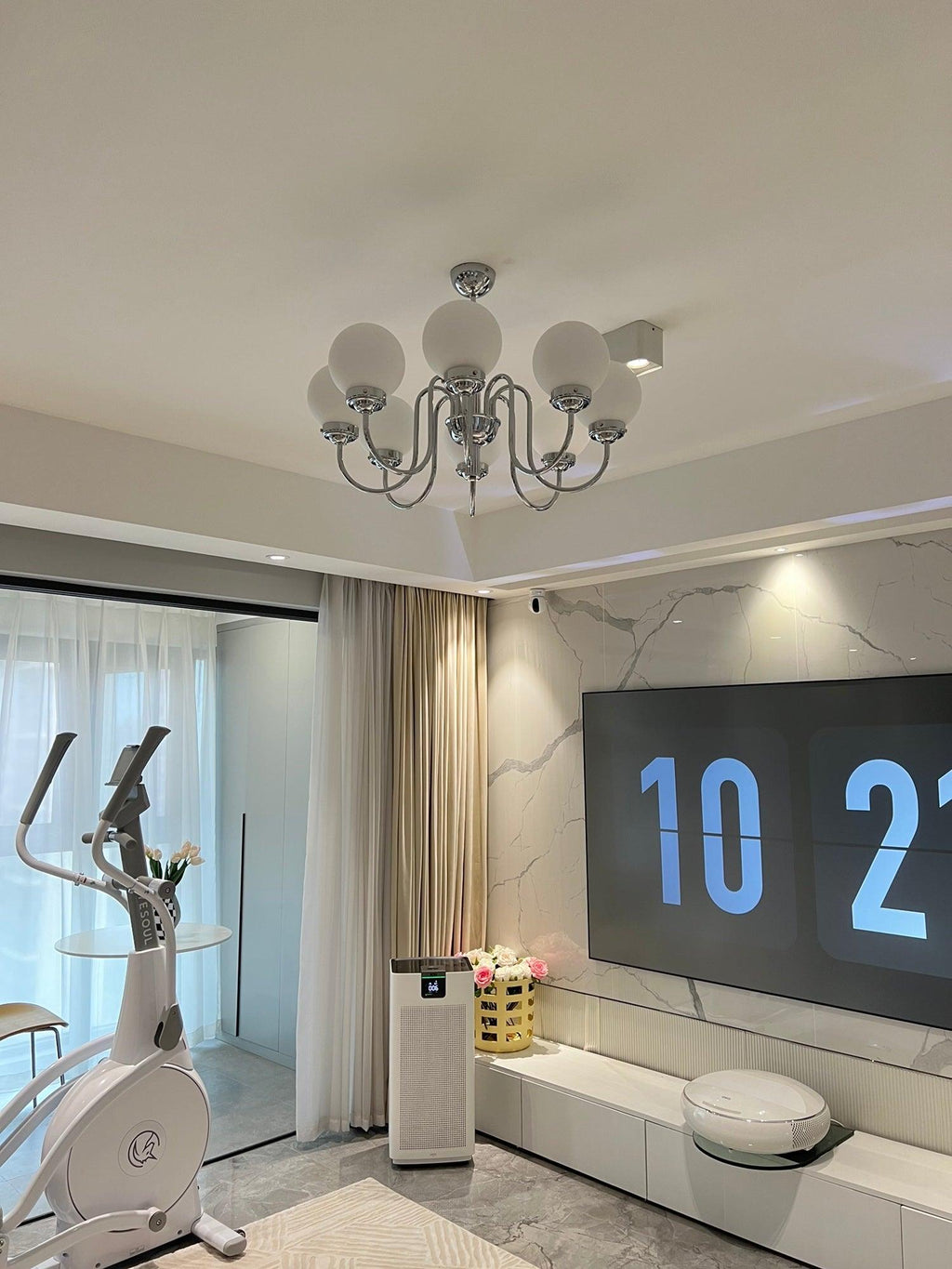 Lustra Chandelier Globe Chrome - Neutralighting