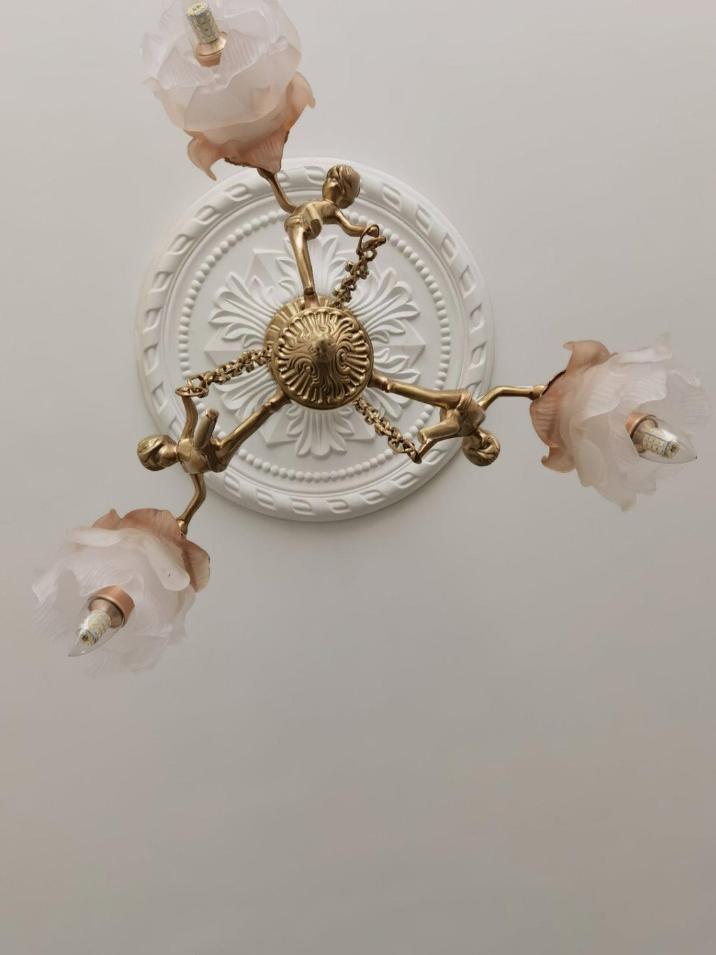 Lustra Lustre Laiton Suspension Florale Vintage - Neutralighting