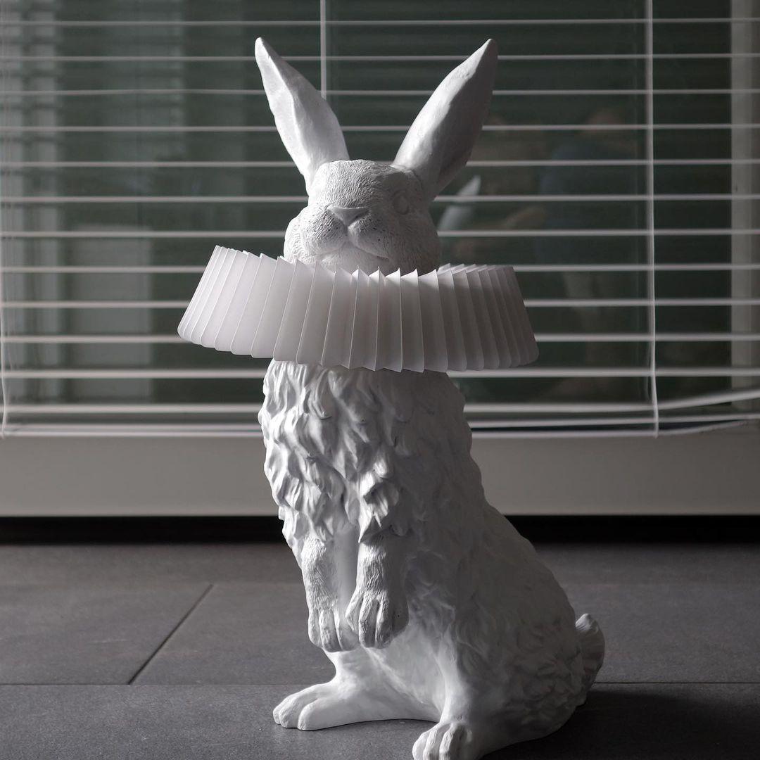Eldaian Lampe de Table en Résine Ludique - Neutralighting
