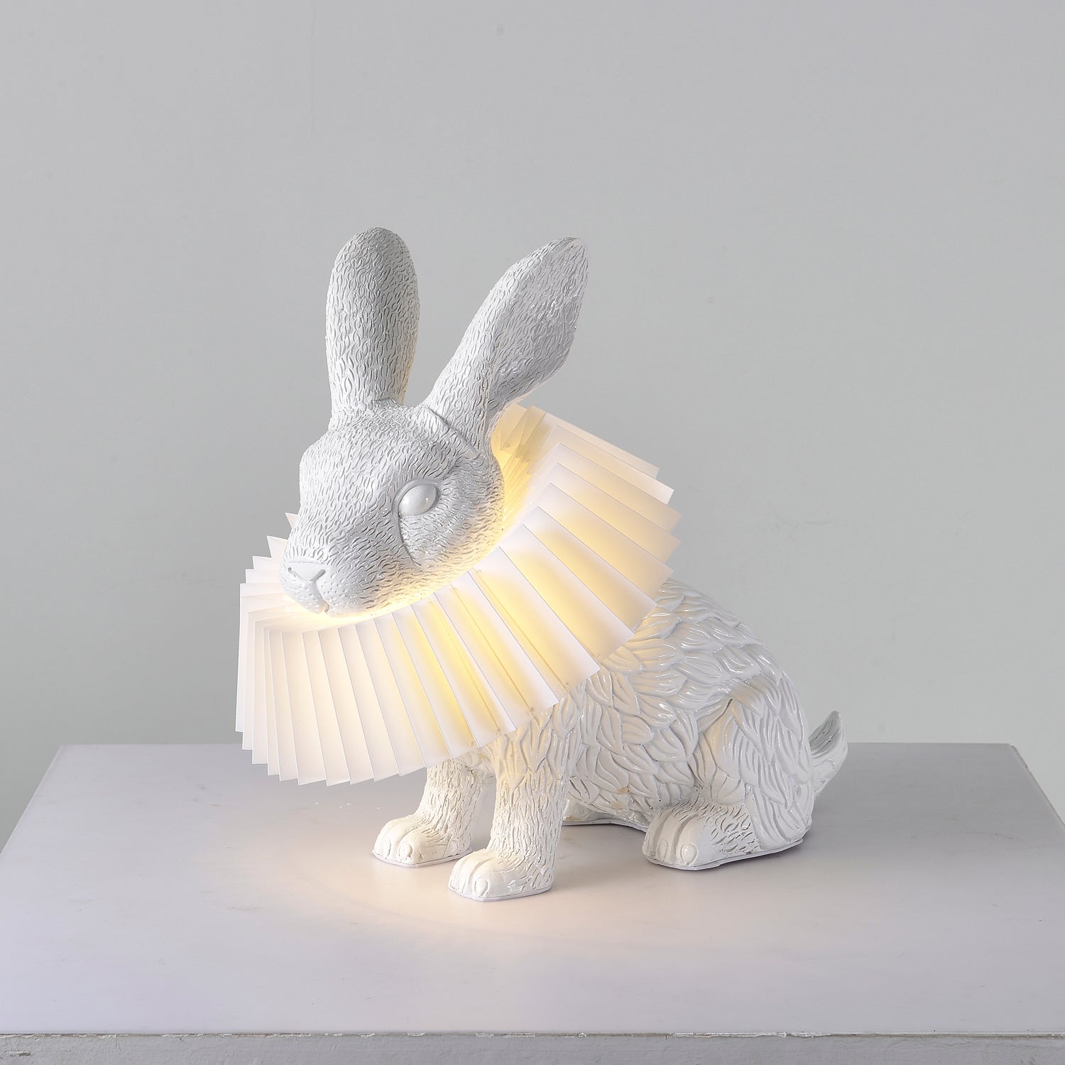 Eldaian Lampe de Table en Résine Ludique - Neutralighting