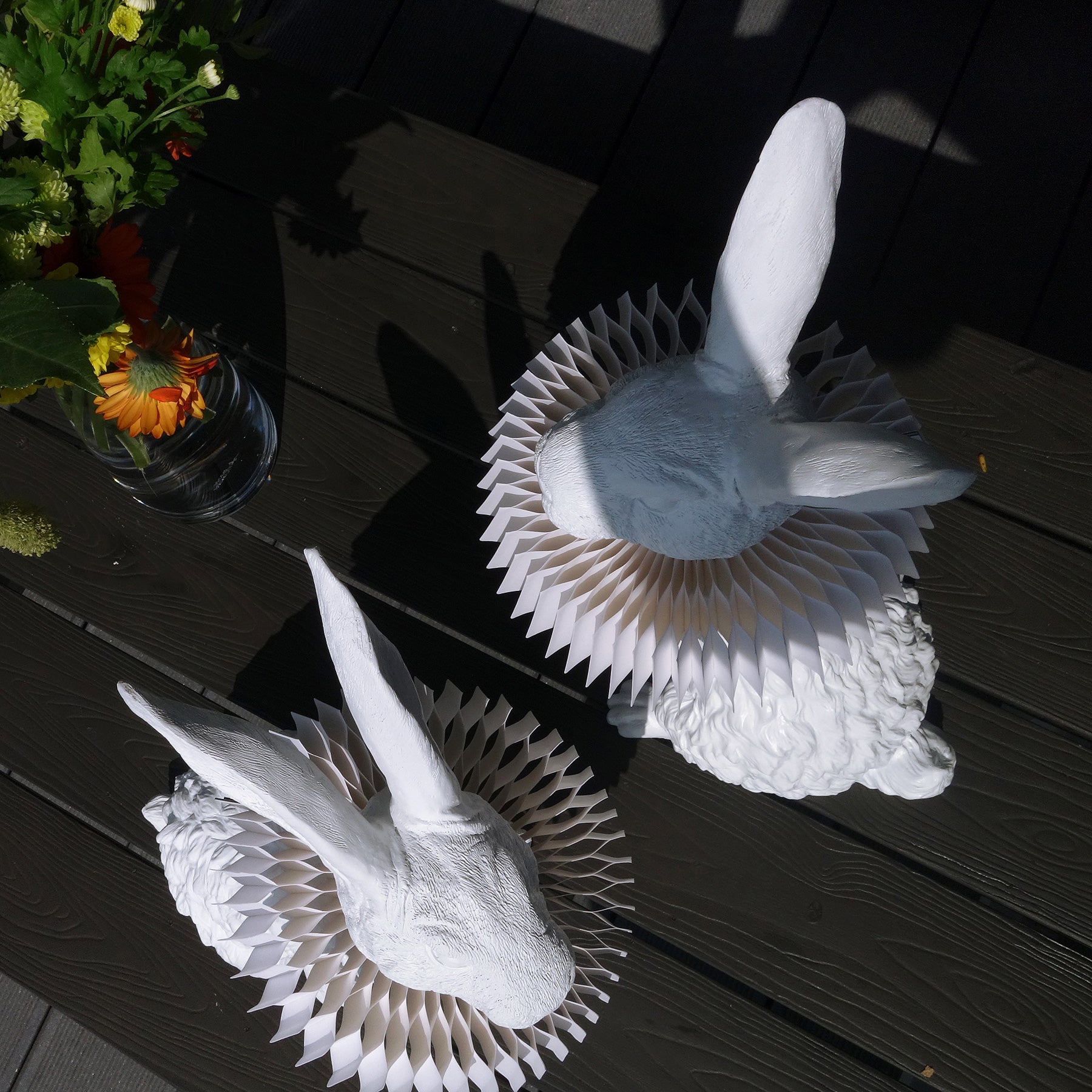 Eldaian Lampe de Table en Résine Ludique - Neutralighting
