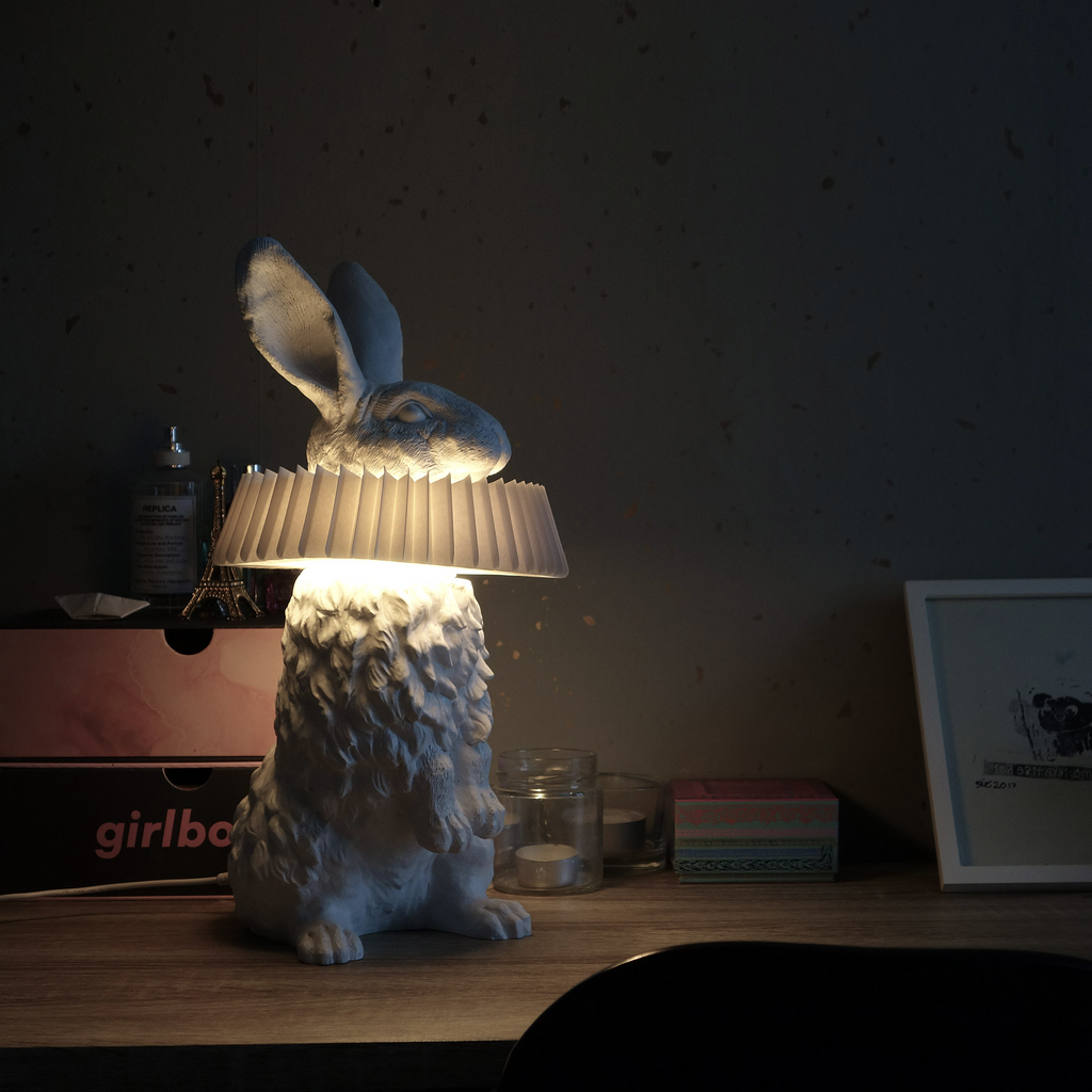 Eldaian Lampe de Table en Résine Ludique - Neutralighting