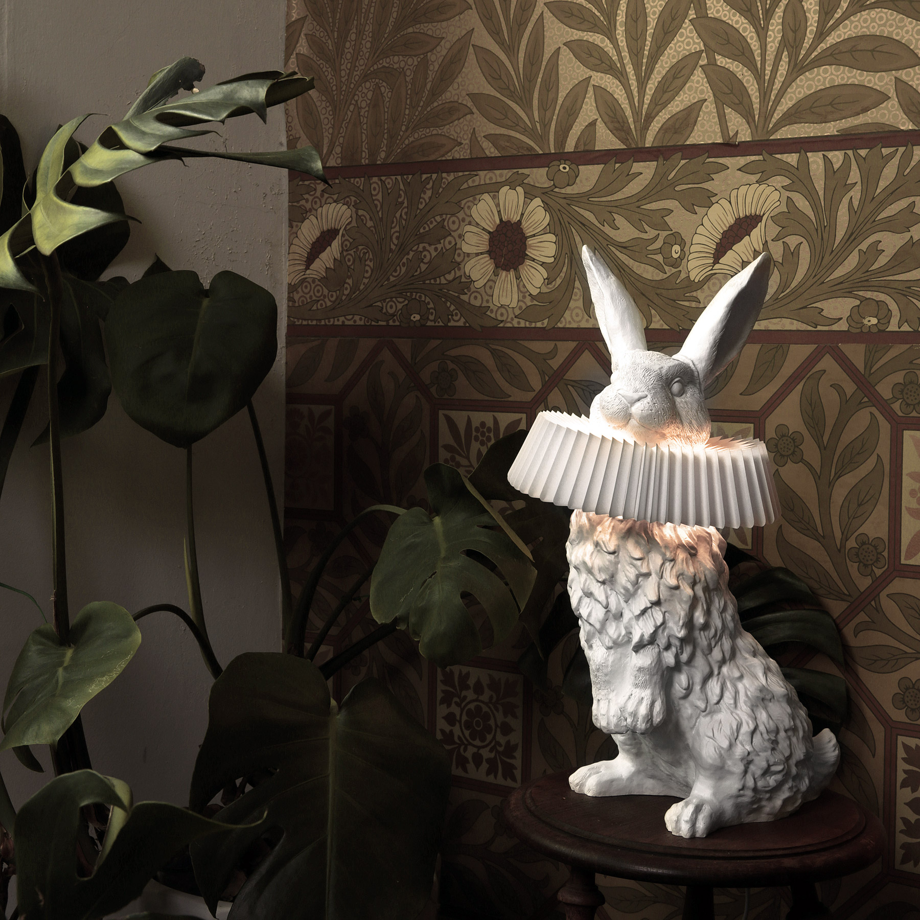 Eldaian Lampe de Table en Résine Ludique - Neutralighting
